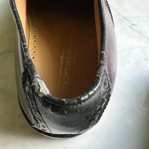 Mens Johnston & Murphy Saddle Oxfords - Picture 3 of 6